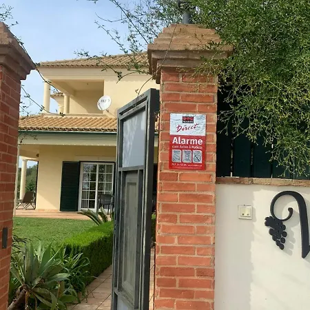Room In House - Villa Tranberg An Exclusive Fully Serviced House Hotel In Central Algarve Affittacamere